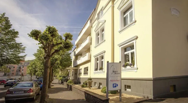 Hotel Weyer, Boek Hotel Hotels in Ahrtal met zwembad, Zwembad