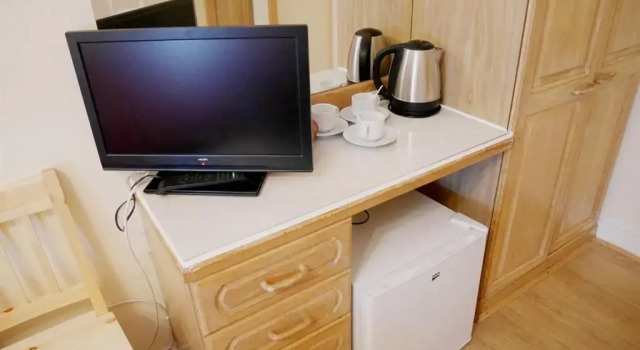 Трёхместный номер Standard Gresham Hotel Bloomsbury