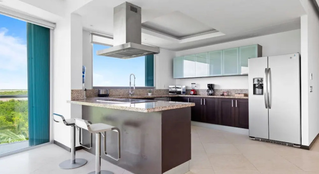 Апартаменты Premium Beautiful Beachfront Apartments