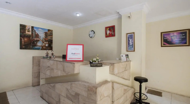 RedDoorz near Marvel City Mall