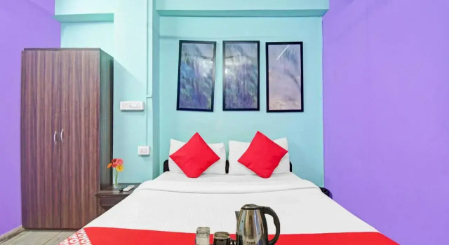 Oyo Flagship 93440 Heritage Inn, Prenota Hotel Calcutta 