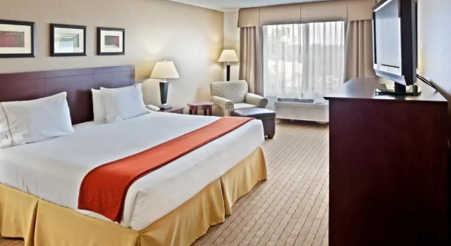 Номер Standard Holiday Inn Express Hotel & Suites Vancouver Mall-Portland Area by IHG