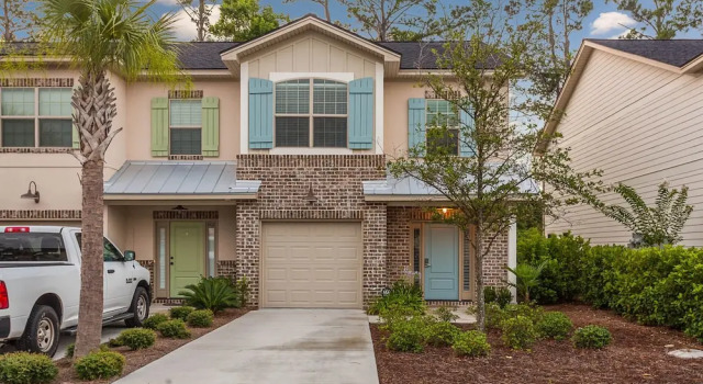 601 Mariners Circle by Hodnett Cooper