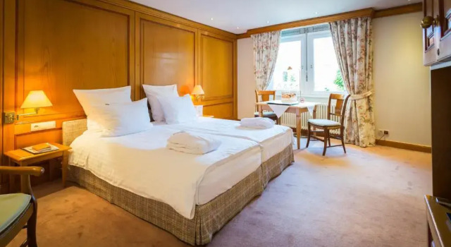 Номер Superior Hotel & Spa A la cour dAlsace by HappyCulture