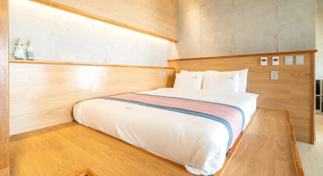 Gyeongju Luna Piena Poolvilla, Забронировать Отель Отели провинции Кёнсан-Пукто 3 звезды, 3*