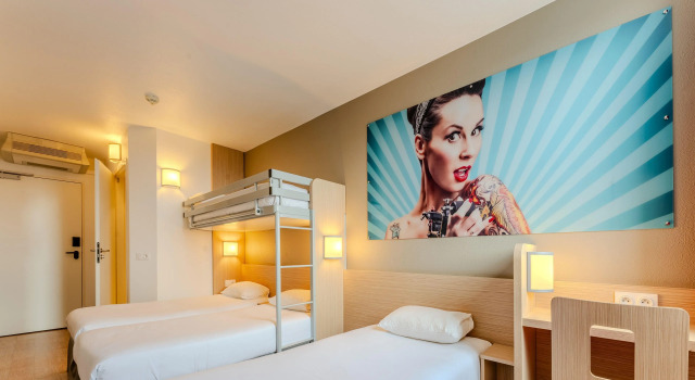 Четырёхместный номер Standard Kyriad ECO - Arras Saint Laurent Blangy Parc Expo