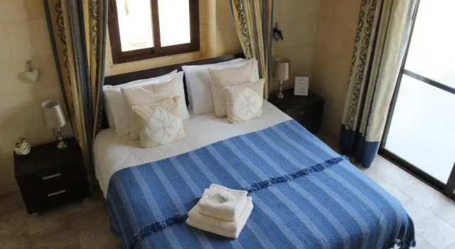 Country Views Bed & Breakfast