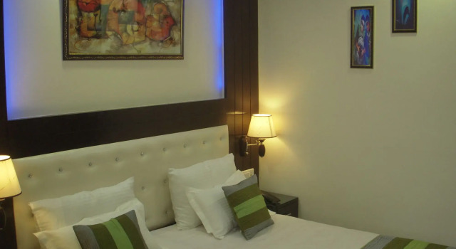 Hotel Tashkent Palace