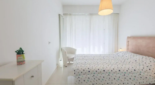 Jardin Mozart AP4165 by Riviera holiday Homes, Забронировать Отель Ницца Приморские Альпы, рядом с Набережная Соединенных Штатов
