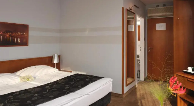 Номер Deluxe City Hotel