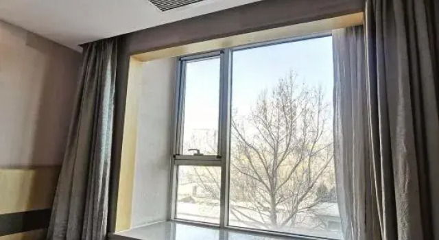 Двухместный номер Business Jinfeng Hotel