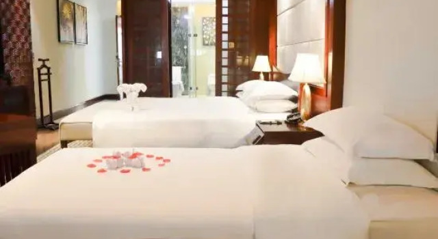 Люкс Дуплекс с 2 комнатами Wanda Realm Kunming Hailybinya