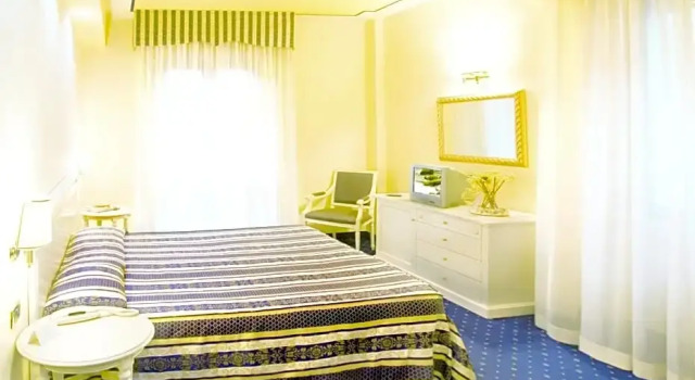 Полулюкс Albergo Milano