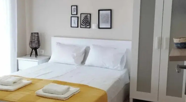 Zeusplace Spacious Apartment Private Parking, Book Apartment Paralia 