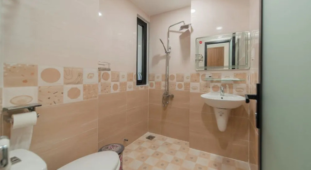Люкс Luxury Uy Dương Hotel & Apartment - Nha Trang