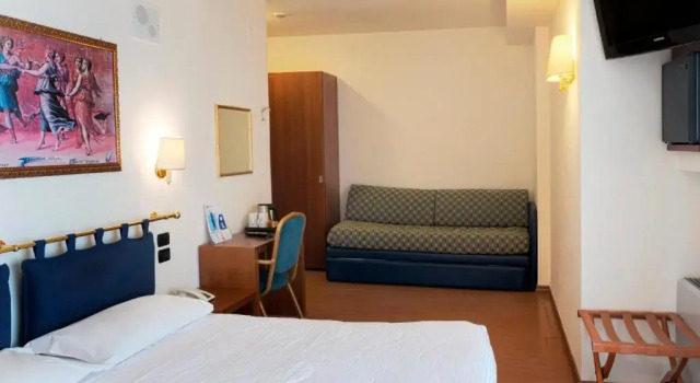 Двухместный номер Economy International Hotel & Suite