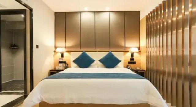 Люкс H Hotels (Xingyi Jichang Avenue)