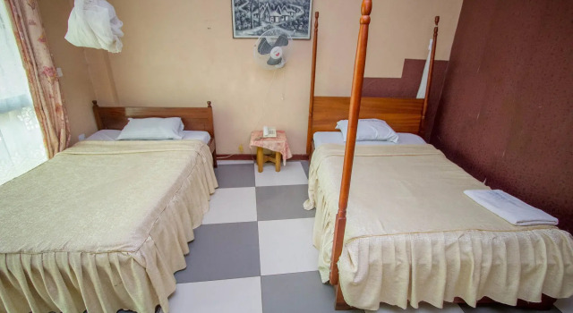 La Grand Chez Johnson Hotel Muyenga