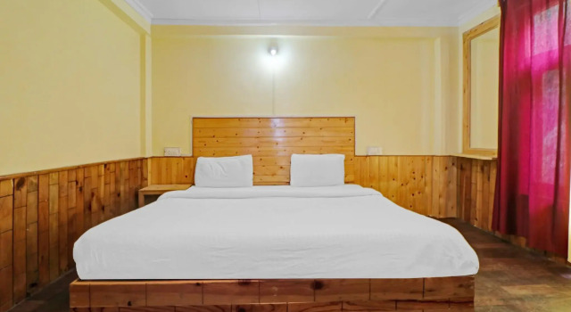 Люкс Standard Collection O 83286 Hotel Green House