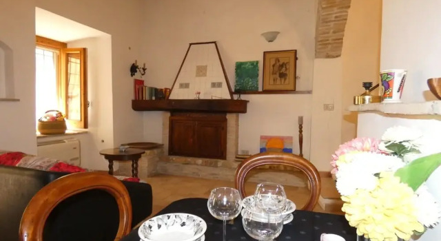 Scappo In Umbria, la Casa del Vicolo, Varaa Hotelli Amelia Umbria