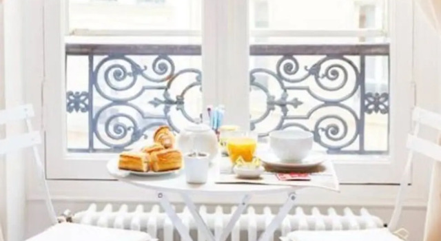 Maison de Lignières - Guest House - Paris quartier Champs-Elysées, Забронировать Отель «постель и завтрак» Отели Парижа с парковкой, рядом с Свято-Троицкий собор и Русский православный духовно-культурный центр, Парковка