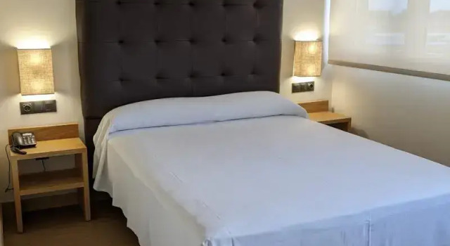 Семейный номер Standard Hotel Arias Aeropuerto