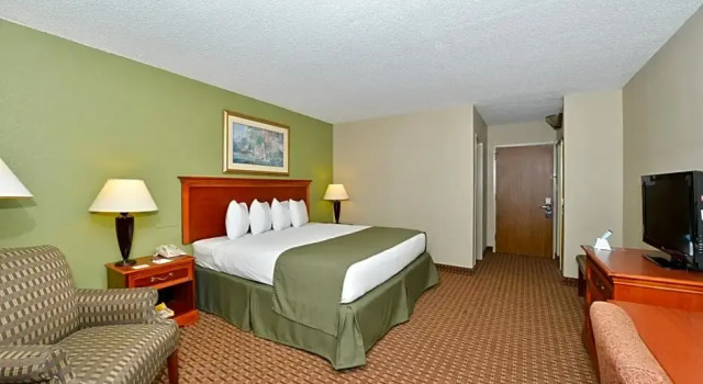 Одноместный люкс Best Western Raleigh North-Downtown