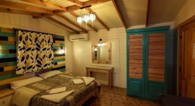 Трёхместное бунгало с балконом и с видом на сад Shams Hotel & Dive Centre
