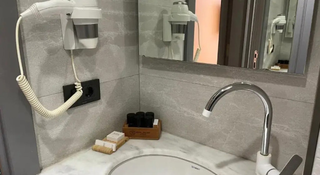 Четырёхместный номер Comfort Royal Galata Hotel