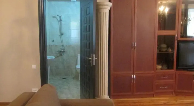Giorgi's Guest House, Book Guesthouse Kobuleti 