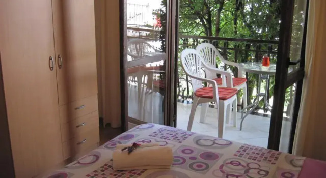 Apartment Marija, Buchen Sie Ferienwohnung Stobreč Split