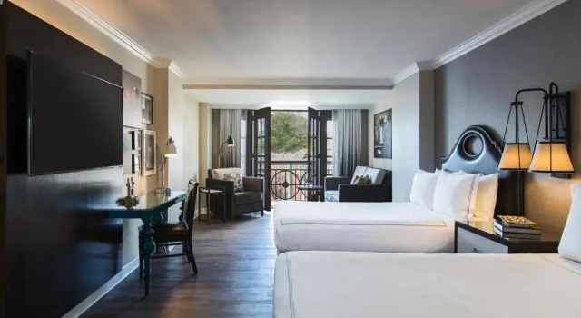 Двухместный номер Executive The Lindy Renaissance Charleston Hotel