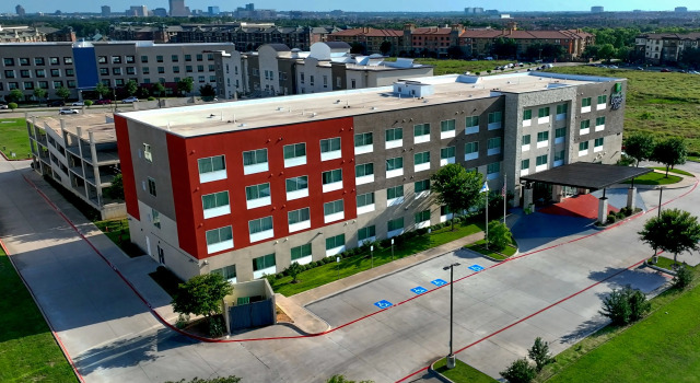 Holiday Inn Express & Suites Dallas NW - Farmers Branch by IHG, Забронировать Отель Фармерс-Бранч Dallas - Fort Worth Metropolitan Area
