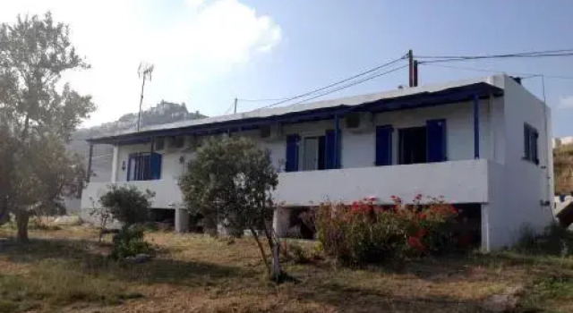 ELEFTHERIA rooms
