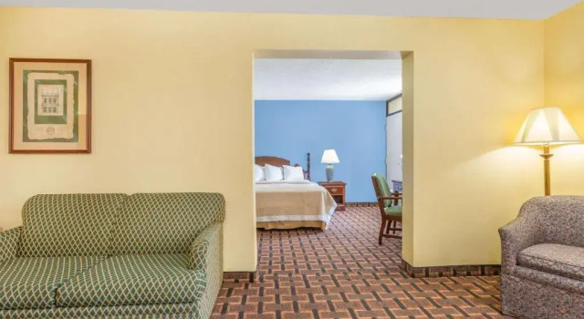 Люкс Days Inn by Wyndham Mocksville