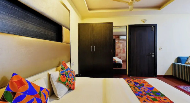 Fabhotel Tip Top