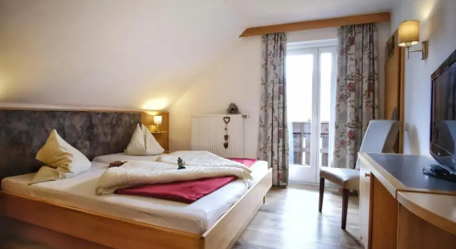 Люкс Der Kaerntnerhof am Weissensee, SeeHotel & SeeApartments direkt am See