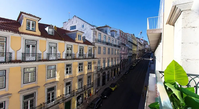 Luxury T.M. Flat with a View, Забронировать Отель Бизнес-отели Лиссабона, рядом с Graça Church, 4* 5*