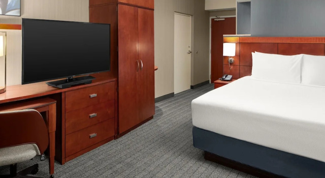 Двухместный номер Standard Courtyard by Marriott Winchester Medical Center