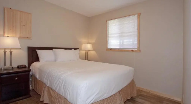 Jasper East Cabins, Prenota Casa vacanze Hotel a Alberta con parcheggio, Parcheggio