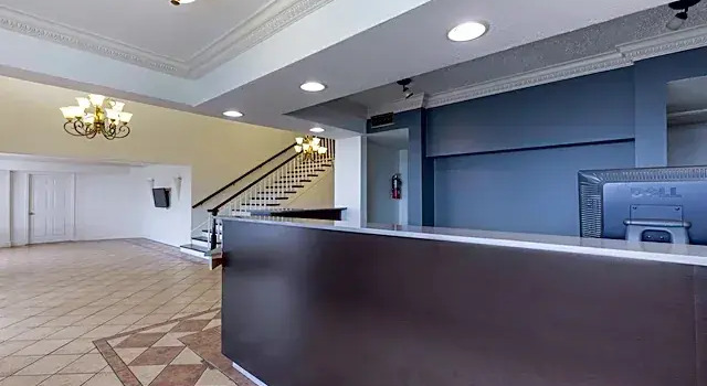 Travelodge by Wyndham LaFayette, Забронировать Отель Отели Лафайетт с бассейном, рядом с Dorsey Park, Бассейн