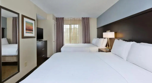 Люкс c 1 комнатой Staybridge Suites Detroit-Utica by IHG