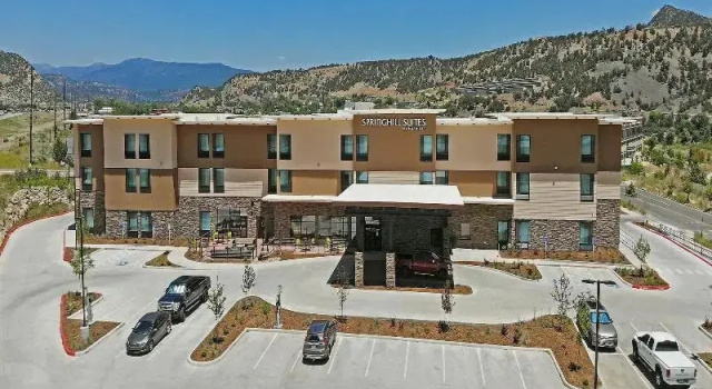Шестиместный люкс SpringHill Suites Durango