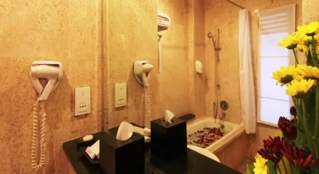 Номер Standard The Lokha Legian Resort & Spa