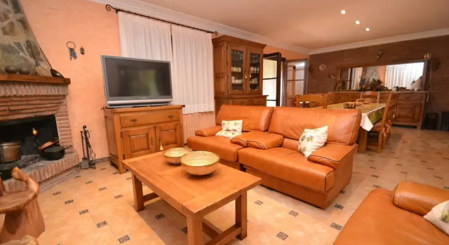 Villa Mas Aling, Забронировать Вилла Отели El Baix Camp с бассейном, Бассейн