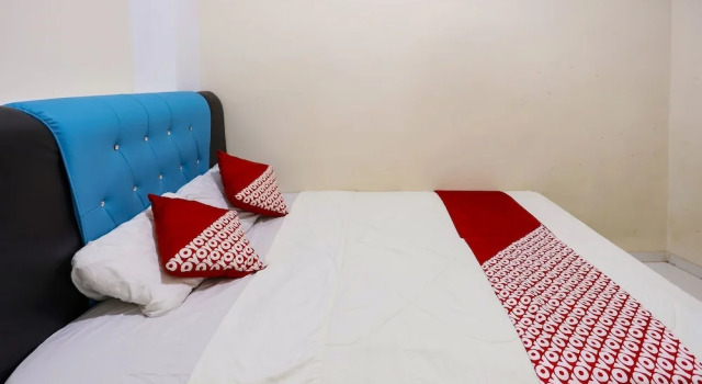 Номер Deluxe Hotel O Hasan House Syariah 2NearVihara Budhi Bhakti