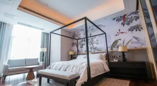 Люкс Qihe Peacock King Hot Spring Hotel
