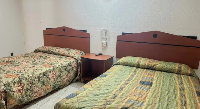 Двухместный номер Standard Shamrock Kings Inn By Oyo Marked Tree I-555