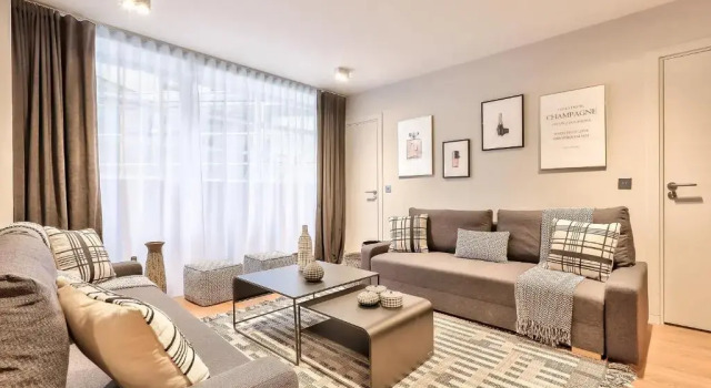 123 - Urban Luxury Flat in Montorgueil, Забронировать Апартаменты/квартира Париж Иль-де-Франс, рядом с Станция метро Rambuteau
