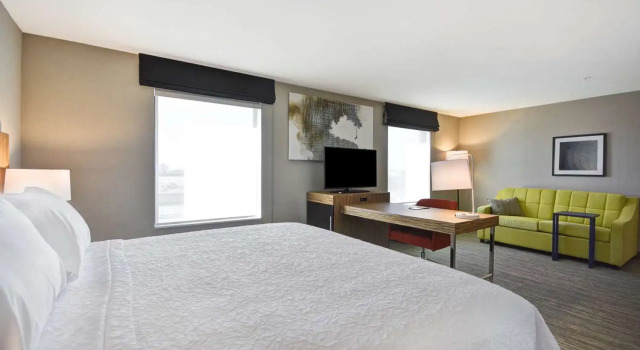 Студия Hampton Inn & Suites Detroit/Warren